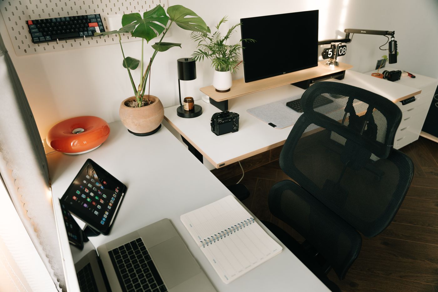 Steadfast E2 standing desk